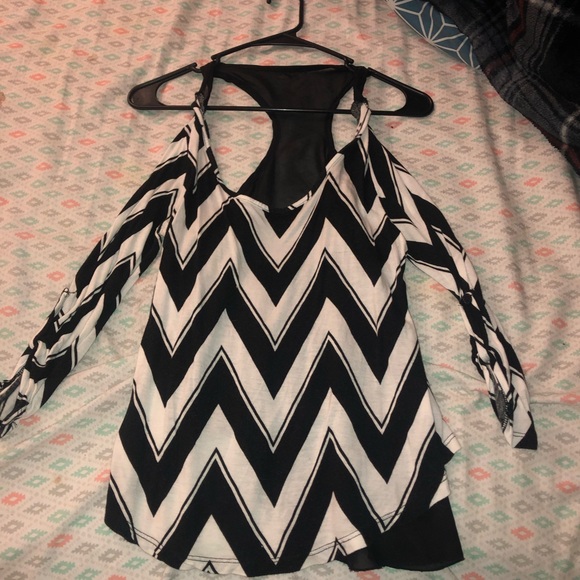 Nice dress shirt - Picture 1 of 3